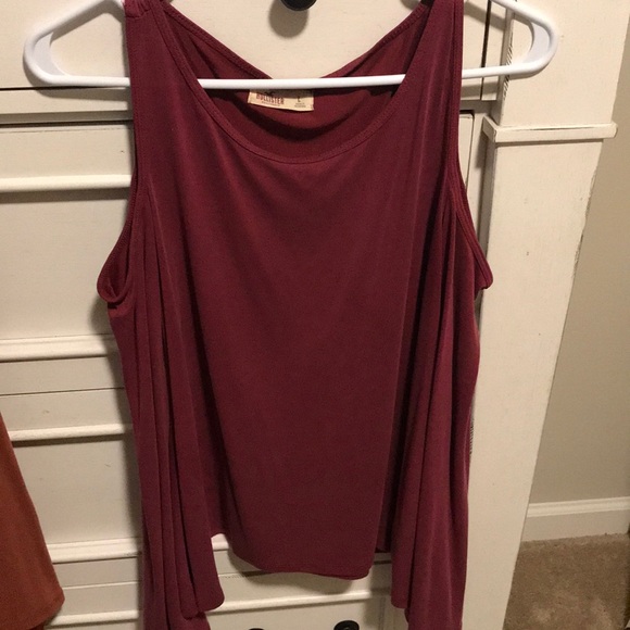 HOLLISTER cold shoulder tops - Picture 2 of 8